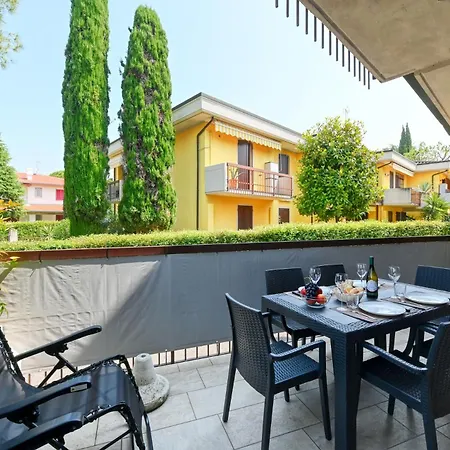 Apartment Golden House - *