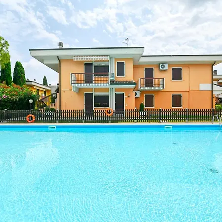 Golden House - Apartment