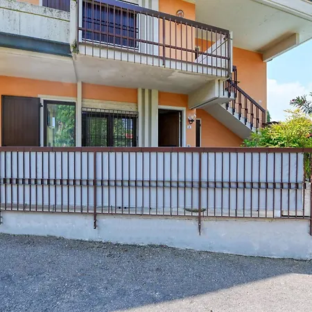 Golden House - Apartment *